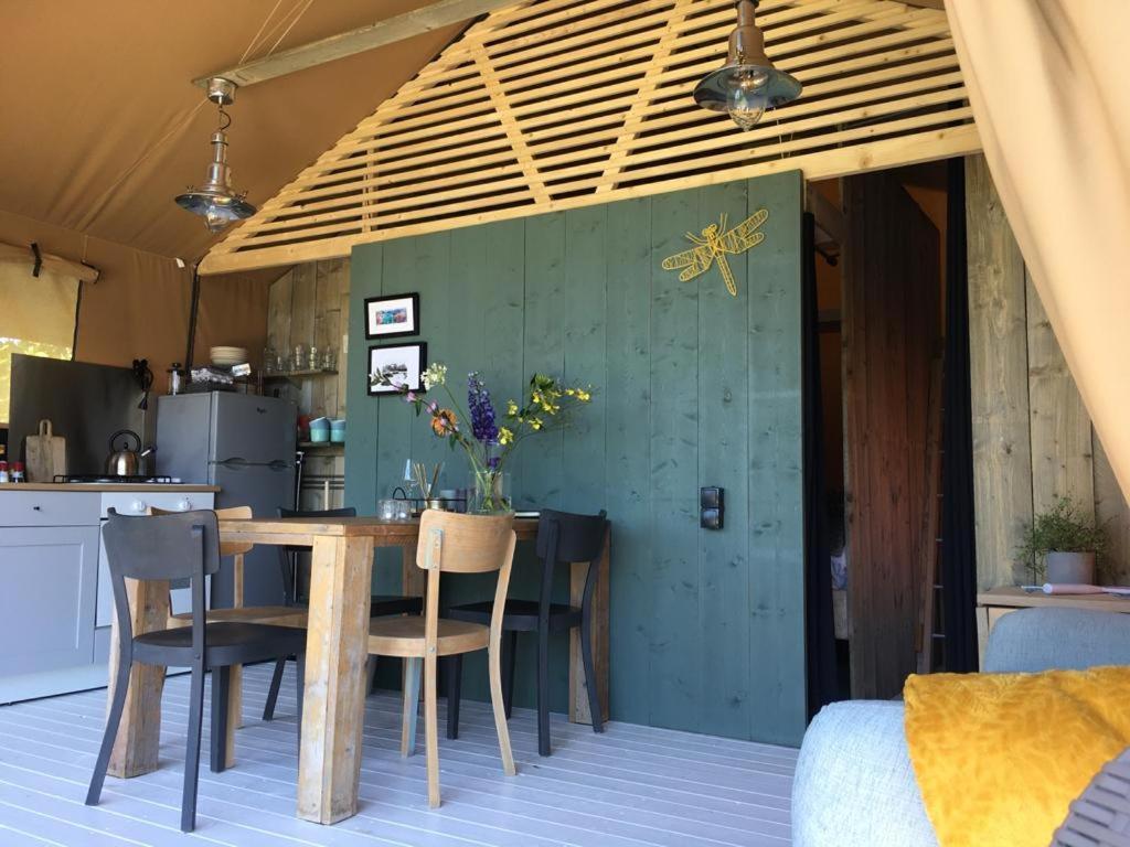 Glamping Aan De Plas Vinkeveen Exteriér fotografie